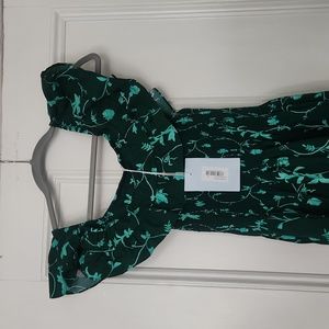 HHH NWT Emerald Botanical Akilah, M